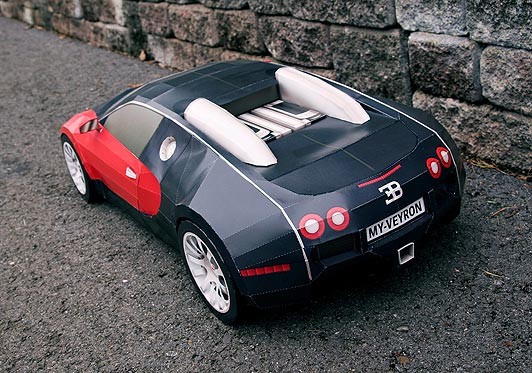 Bugatti Veyron giấy có 159 bộ phận giống xe thật